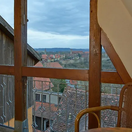 Historik Gotisches Haus Garni 4*