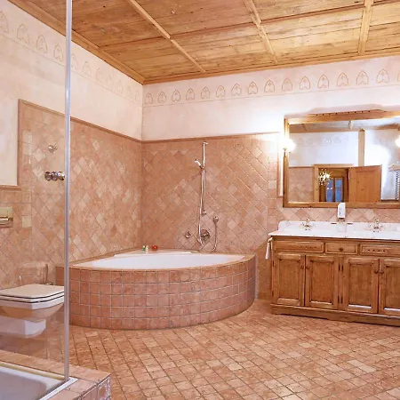 Gotisches Haus Pensionat 4*
