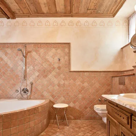 Gasthof Historik Gotisches Haus Garni 4*