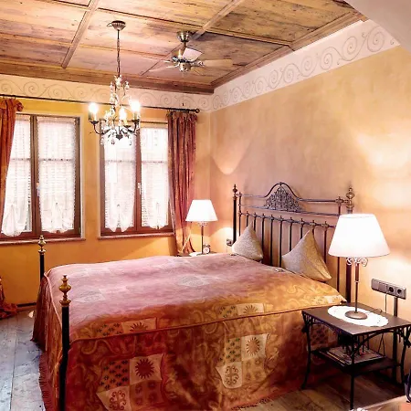 Historik Gotisches Haus Garni Gasthof 4*