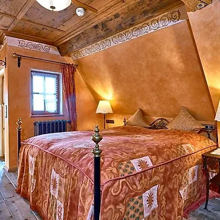 Gasthof Historik Gotisches Haus Garni