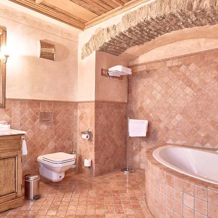 Gasthof Historik Gotisches Haus Garni 4*