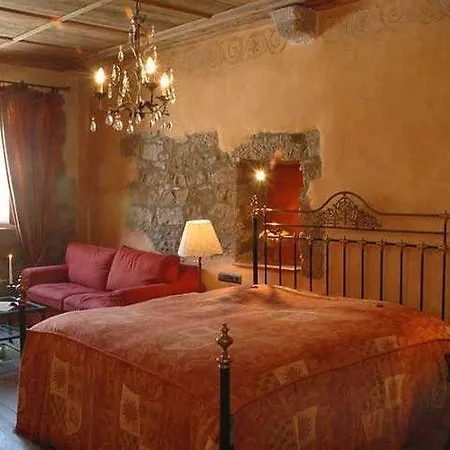 Historik Gotisches Haus Garni 4*