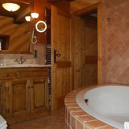 Historik Gotisches Haus Garni Gasthof 4*