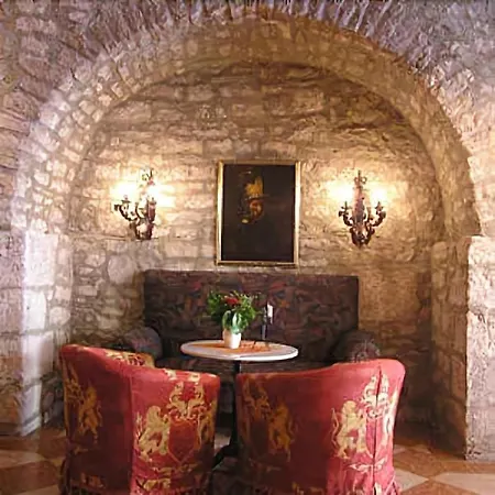 Gasthof Historik Gotisches Haus Garni 4*