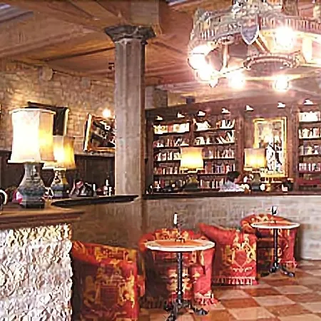 Pensjonat Gotisches Haus 4*