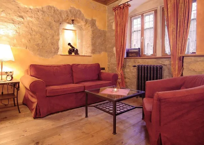 ヒストリーク ゴティシェス ハウス ガルニ ゲストハウス ローテンブルク・オプ・デア・タウバー